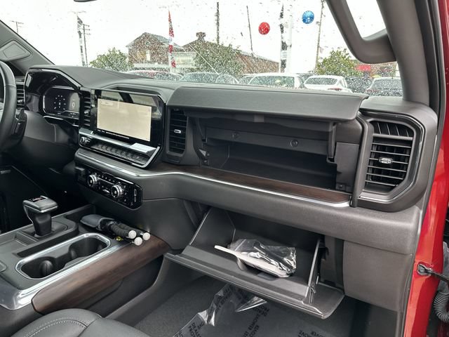 Used 2024 GMC Sierra 1500 SLT w/ SLT Premium Package AWD/4WD image 29