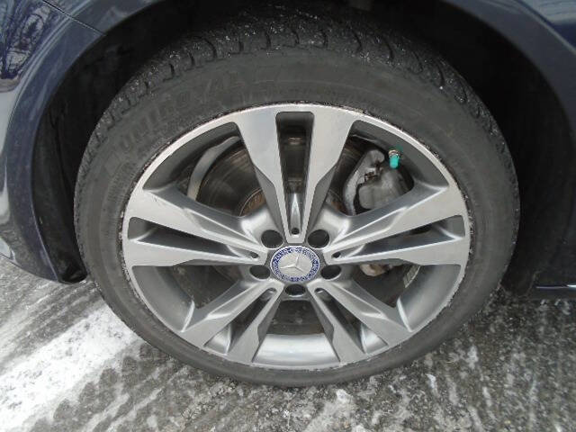 Used 2016 Mercedes-Benz C 300 4MATIC Sedan image 16