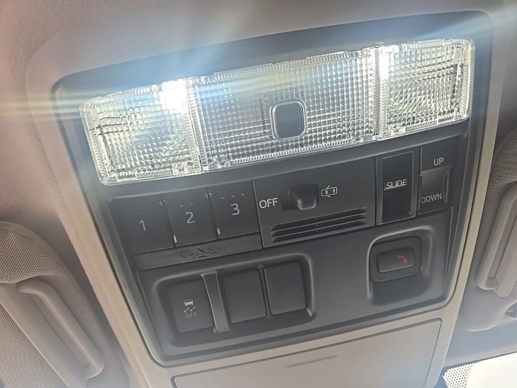 Used 2024 Toyota 4Runner SR5 Premium w/ Moonroof Package RWD image 28