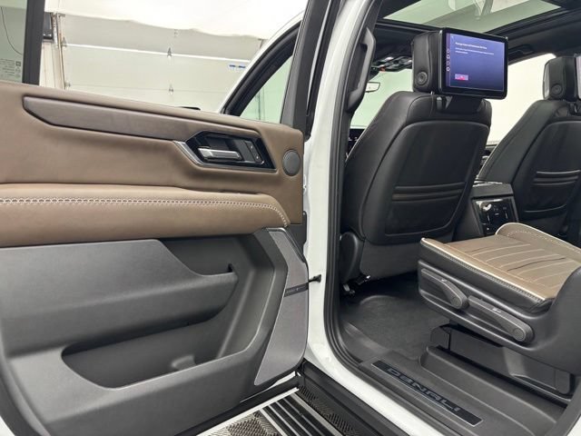 New 2026 GMC Yukon XL Denali Ultimate AWD/4WD image 46