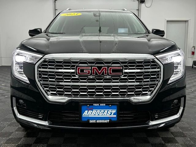 Used 2023 GMC Terrain Denali image 19