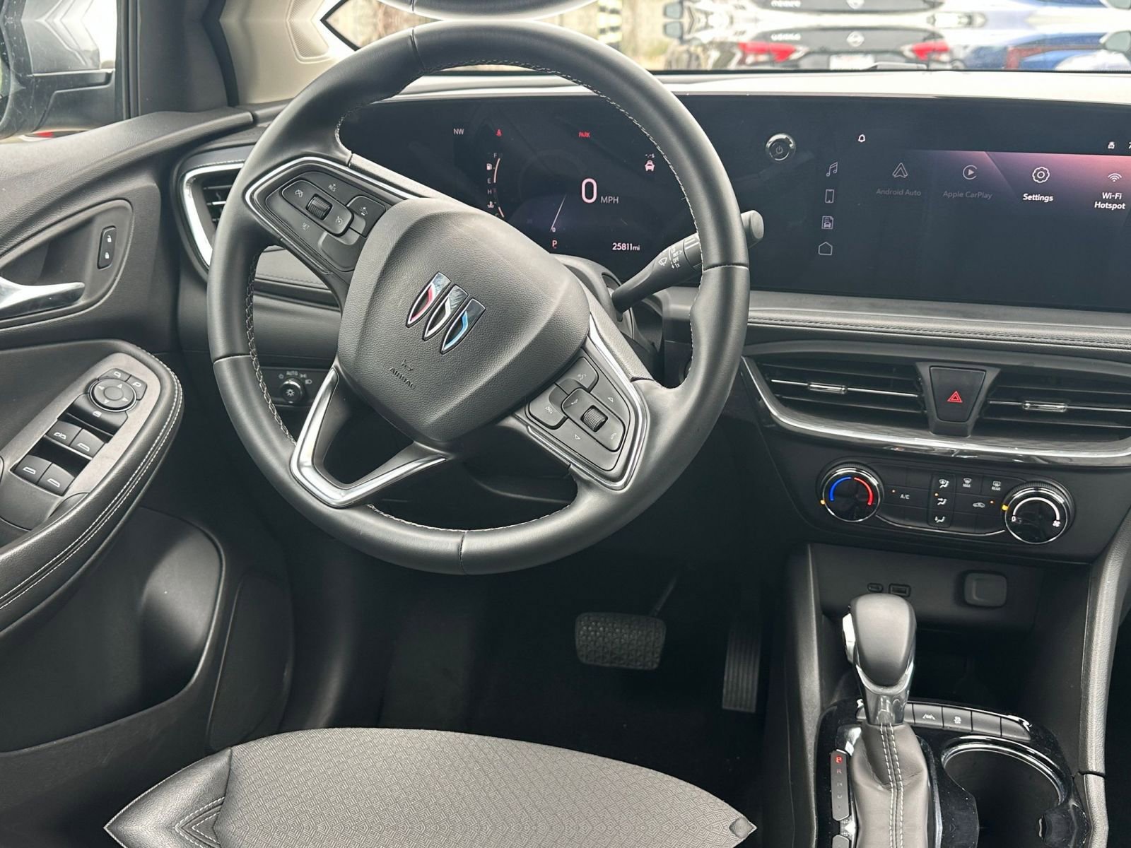 Used 2025 Buick Encore GX Preferred image 33