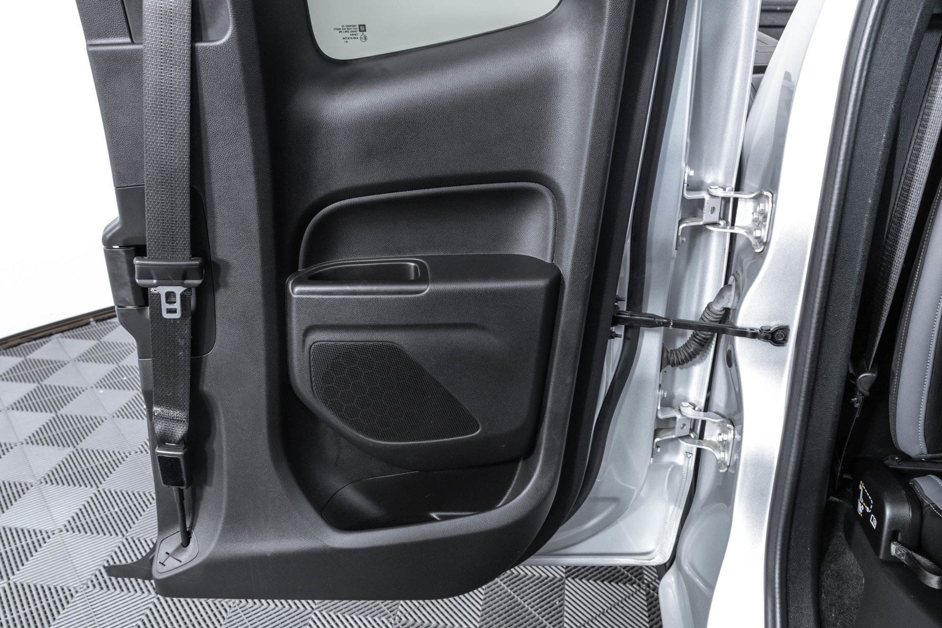 Used 2017 Chevrolet Colorado Z71 AWD/4WD image 38