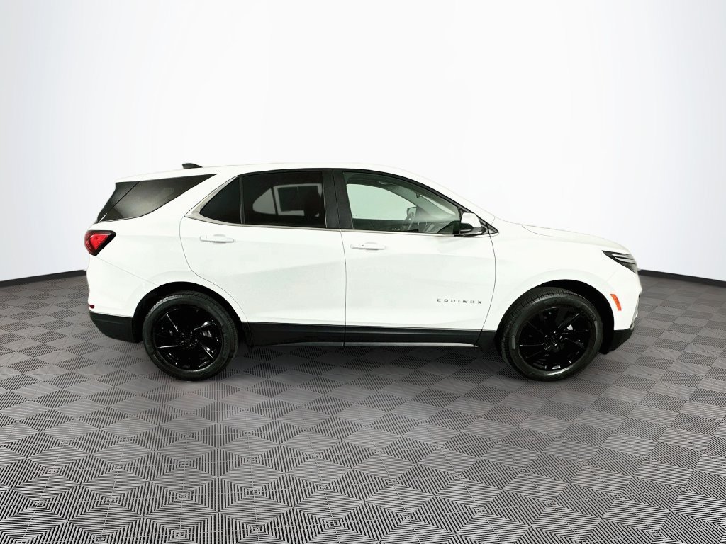 Used 2023 Chevrolet Equinox LT AWD/4WD image 12
