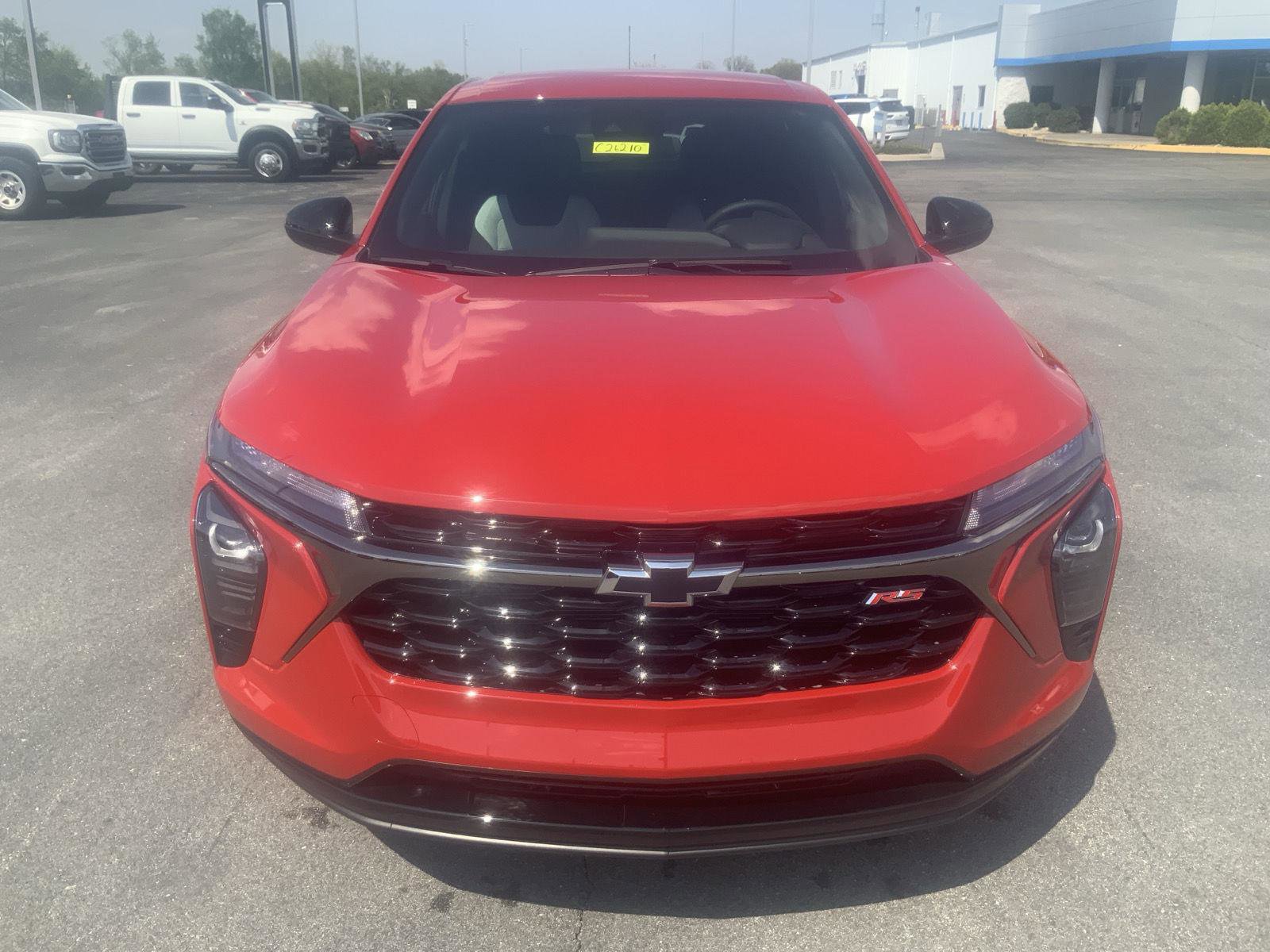 New 2026 Chevrolet Trax RS w/ Driver Confidence Package FWD image 3