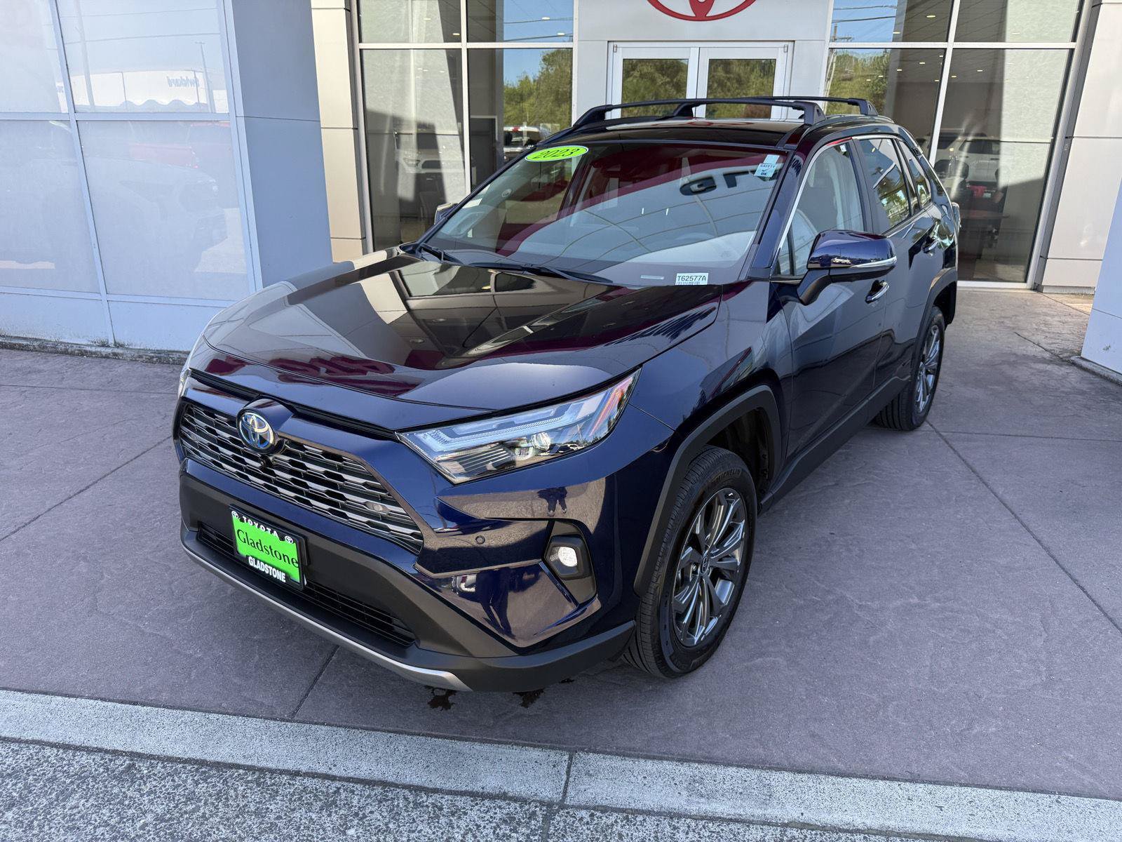 Used 2023 Toyota RAV4 Limited AWD/4WD image 2