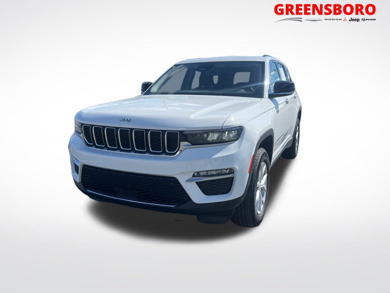 Used 2023 Jeep Grand Cherokee Limited image 1