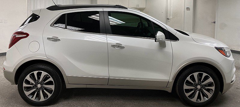 Used 2017 Buick Encore Premium image 4