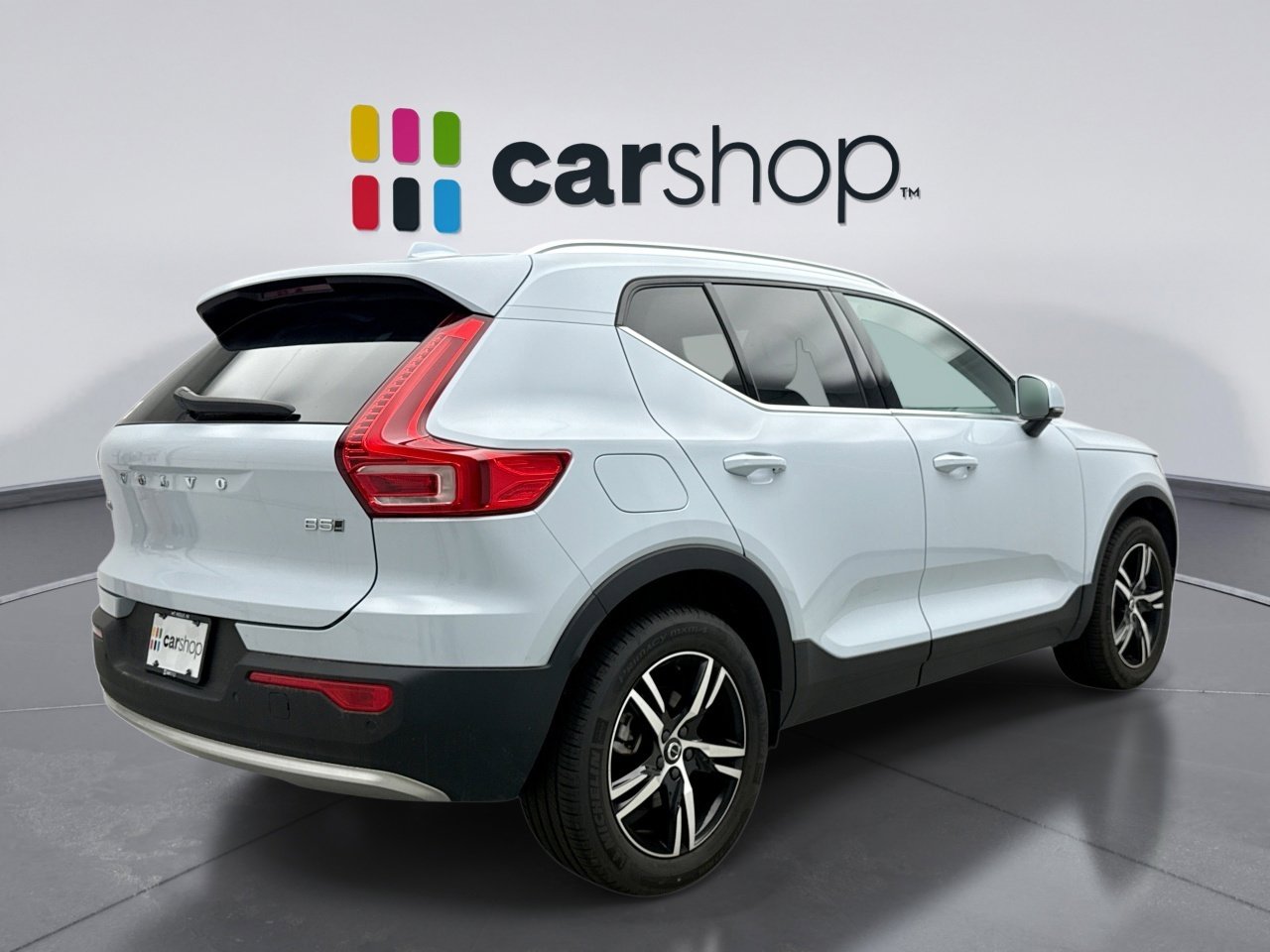 Used 2025 Volvo XC40 B5 Core AWD/4WD image 5