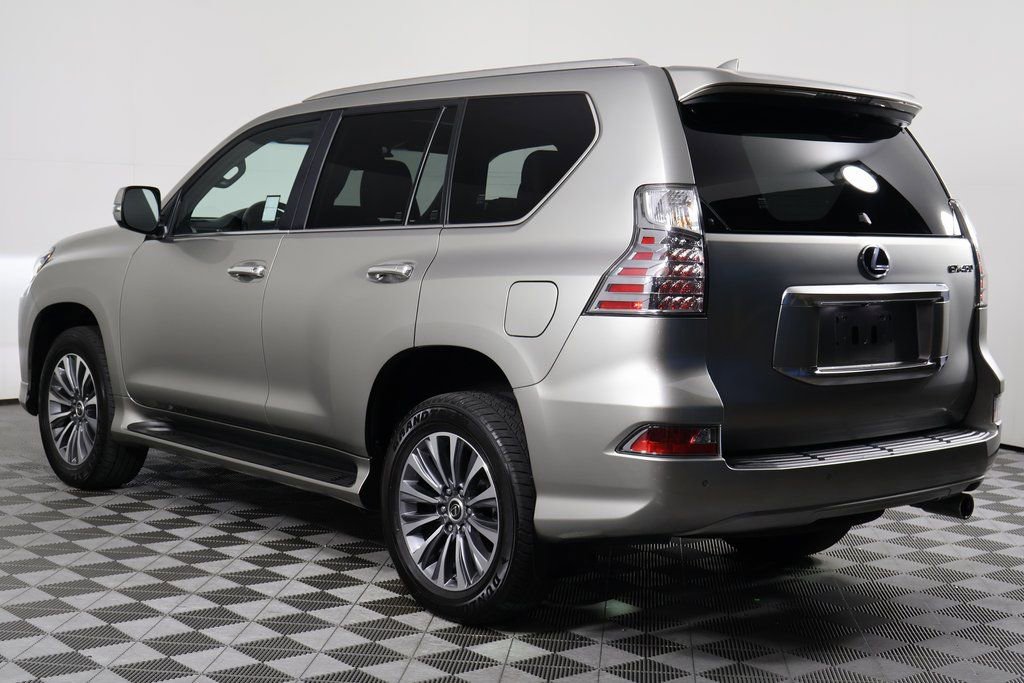 Used 2023 Lexus GX 460 Luxury w/ Off Road Package image 6