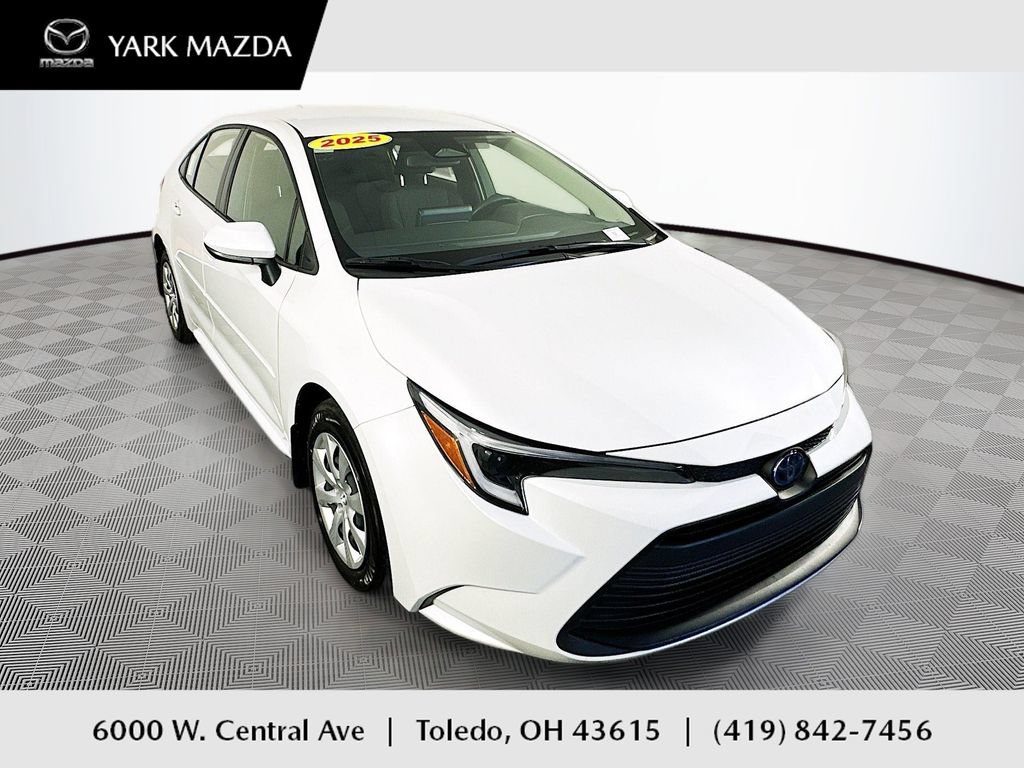 Used 2025 Toyota Corolla LE