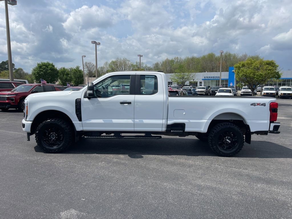 Used 2023 Ford F250 XL w/ STX Appearance Package AWD/4WD image 7