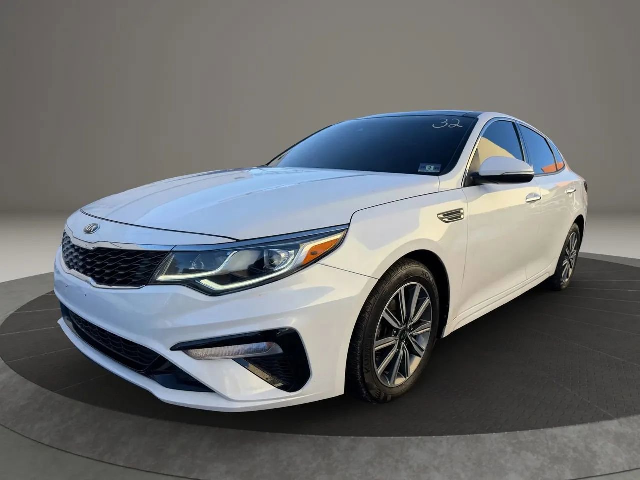 Used 2019 Kia Optima LX w/ LX Premium Package image 1