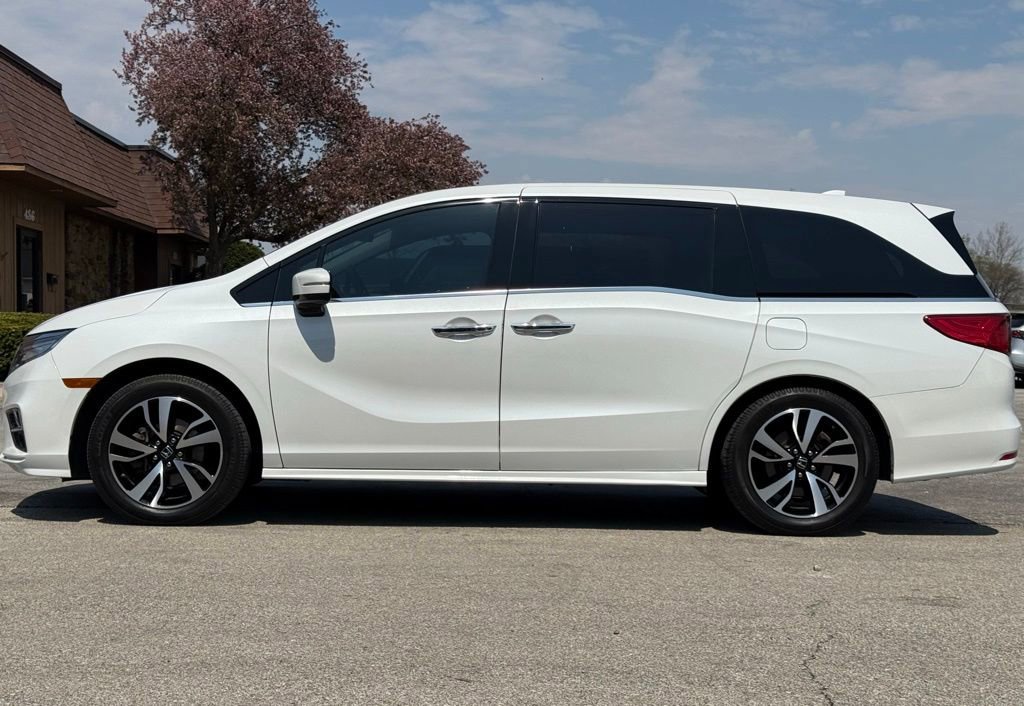 Used 2020 Honda Odyssey Elite image 2
