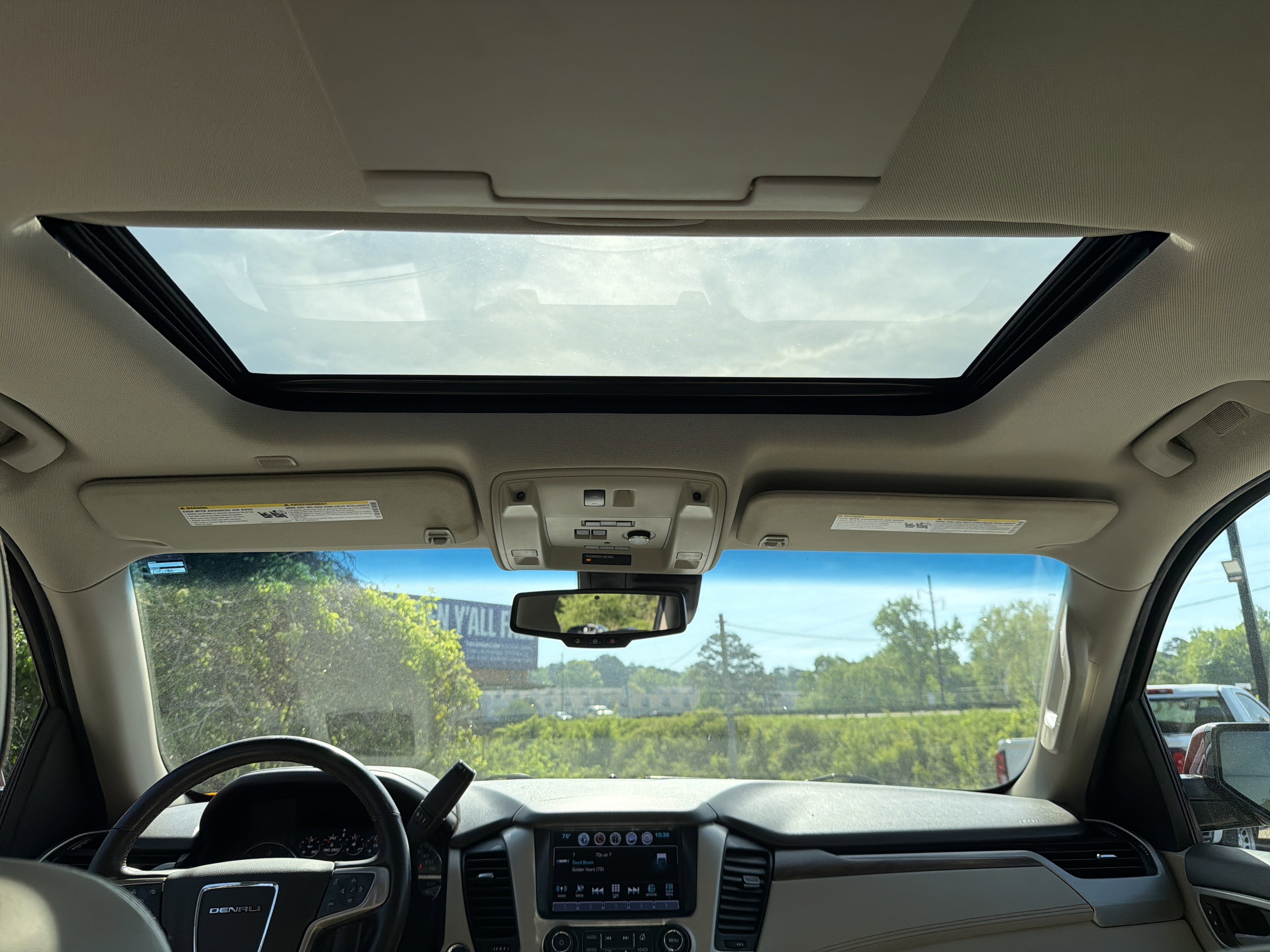 Used 2020 GMC Yukon Denali w/ Open Road Package RWD image 34