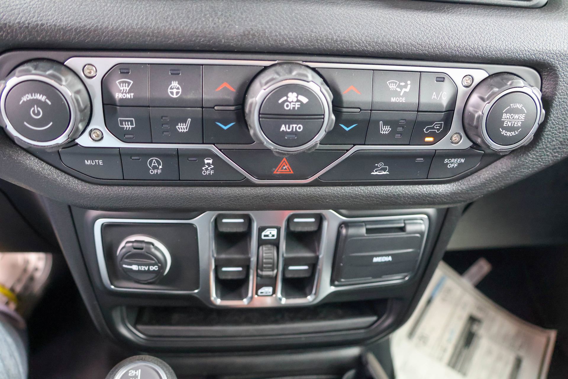 New 2026 Jeep Wrangler Sport S image 24