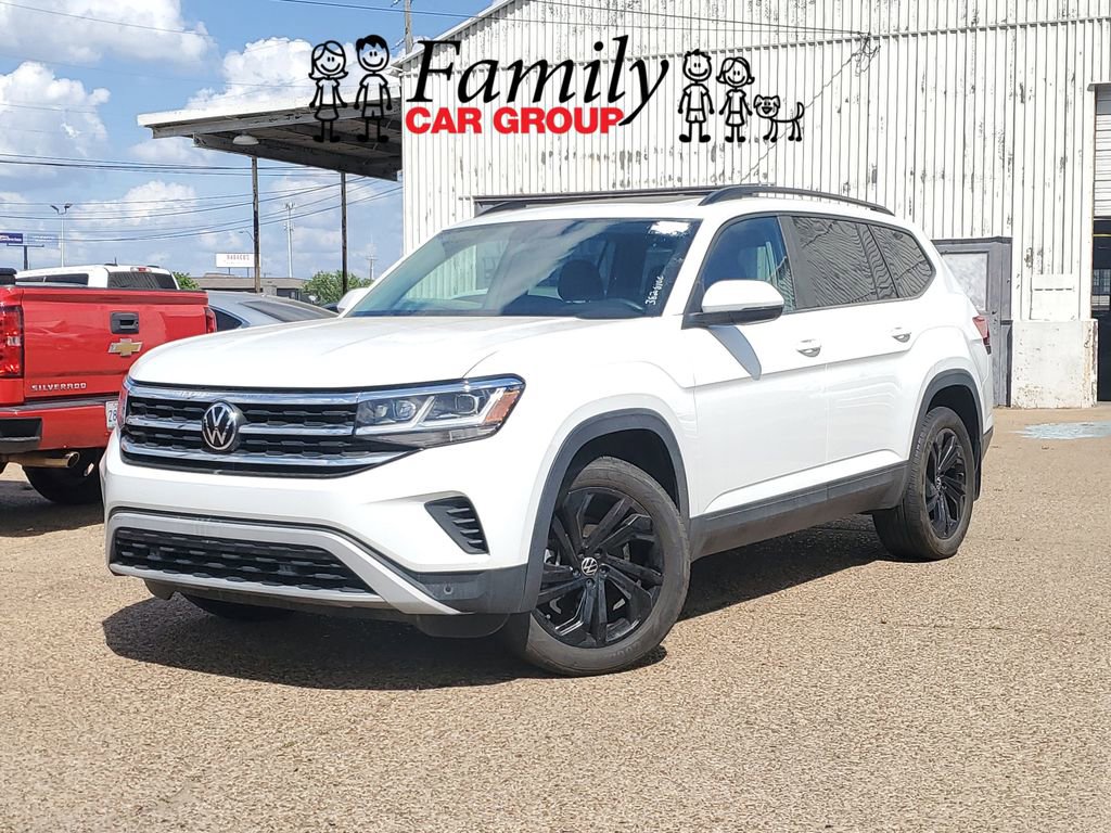 Used 2023 Volkswagen Atlas SE w/ Panoramic Sunroof Package image 1