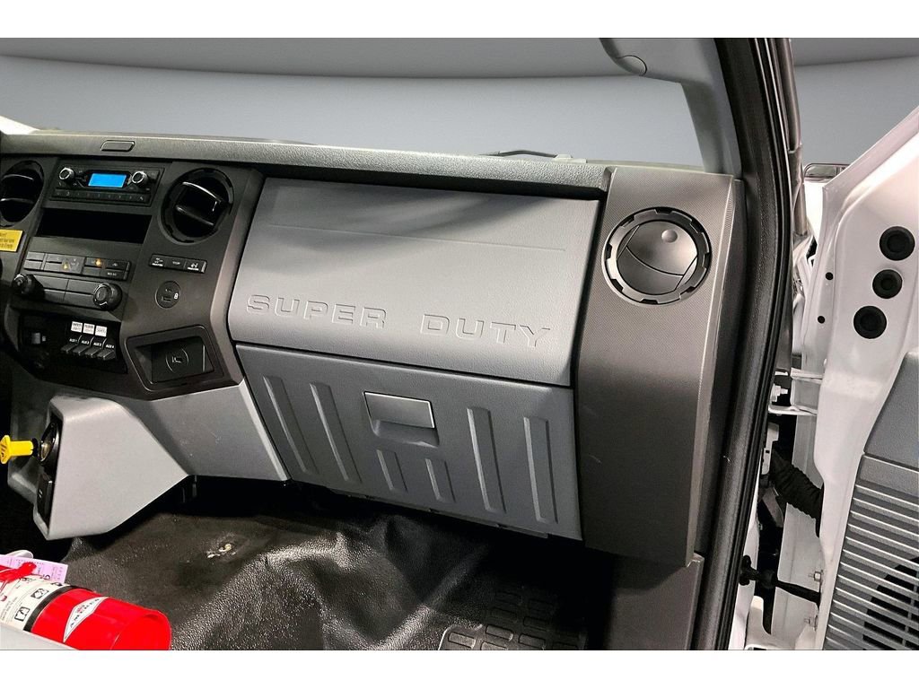 Used 2023 Ford F750 2WD Regular Cab Super Duty image 17