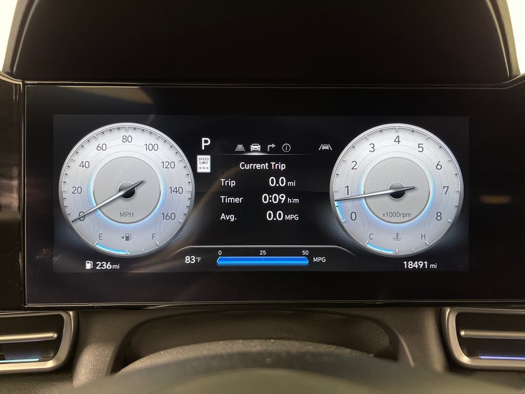 Certified 2025 Hyundai Elantra SEL FWD image 20