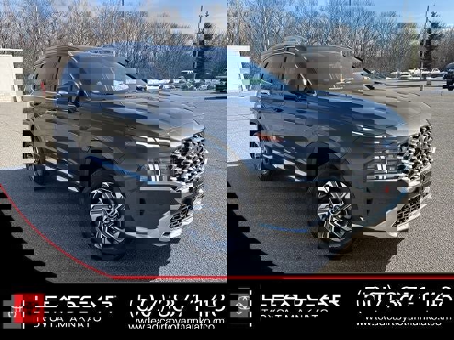 Used 2023 Hyundai Santa Fe SEL w/ Premium Package image 1