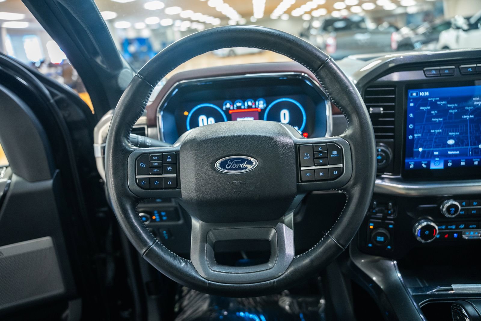 Certified 2023 Ford F150 Lariat w/ Equipment Group 502A High image 38