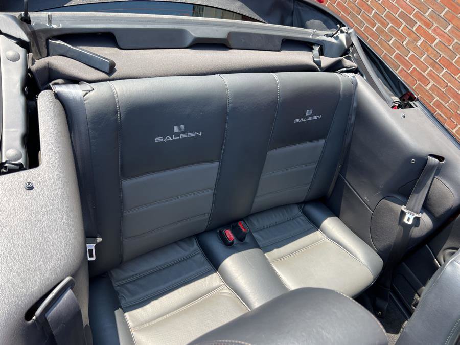 Used 2004 Ford Mustang GT RWD image 38