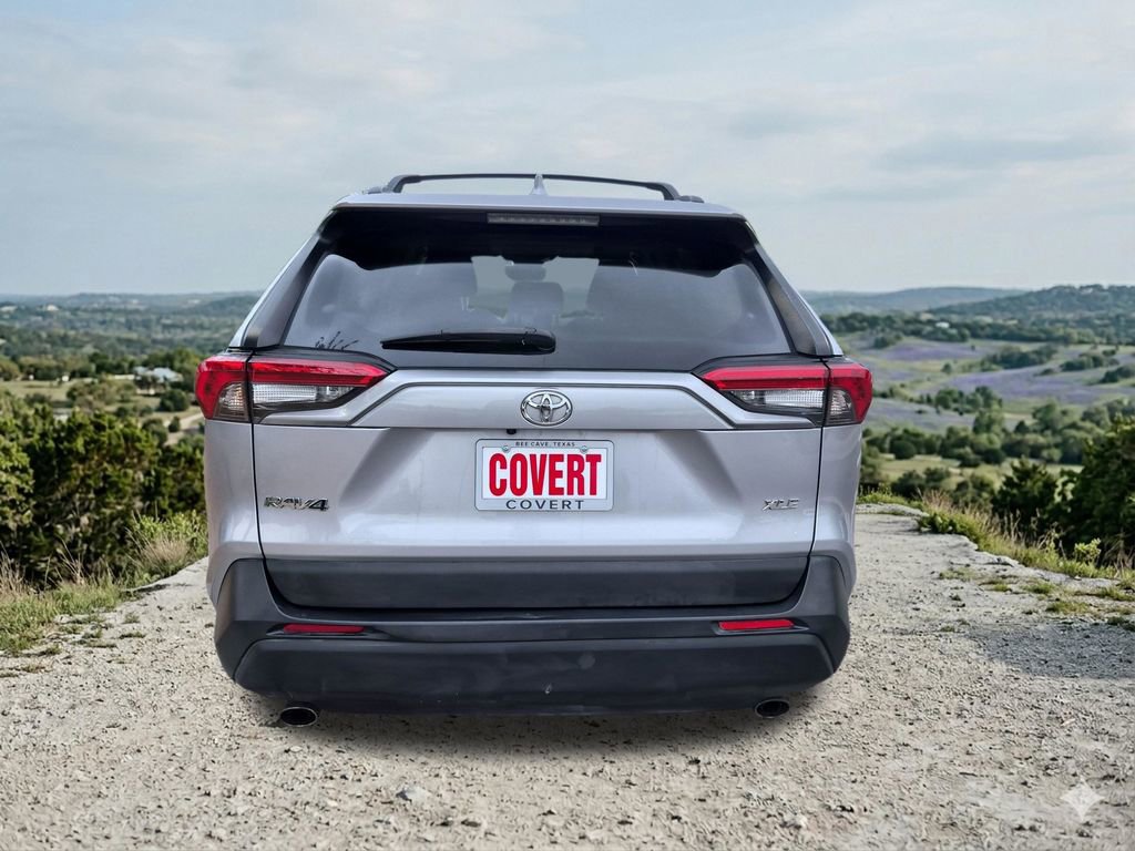 Used 2023 Toyota RAV4 XLE w/ Convenience Package image 9