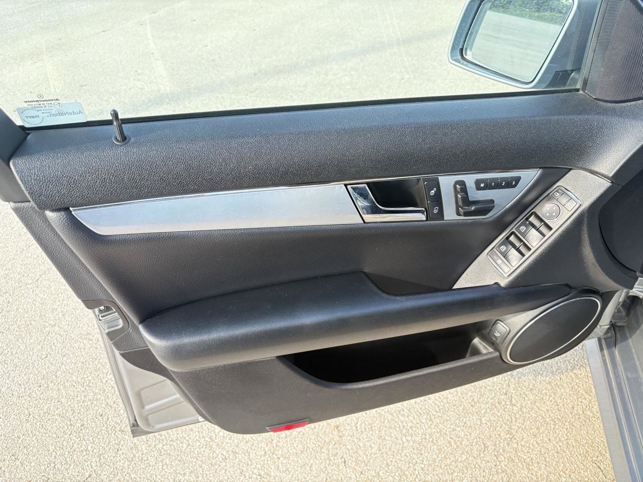 Used 2010 Mercedes-Benz C 300 Sedan image 27