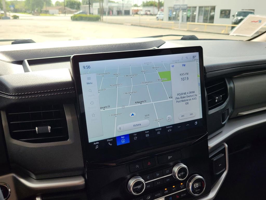 Used 2024 Ford Expedition XLT RWD image 28