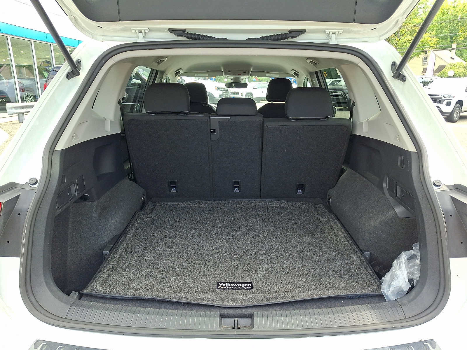 Used 2024 Volkswagen Tiguan S AWD/4WD image 27