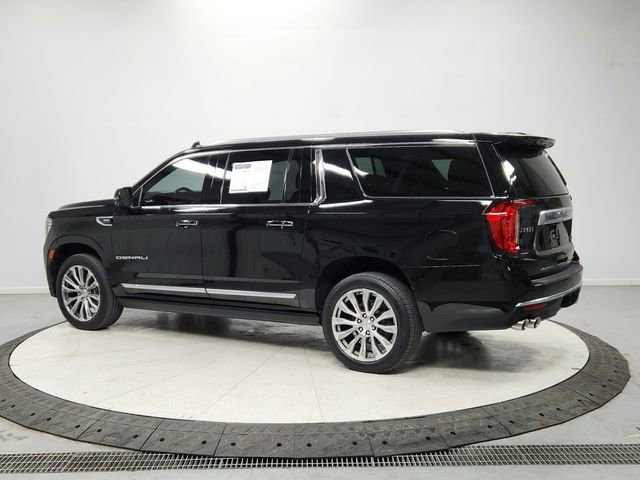 Used 2021 GMC Yukon XL Denali w/ Denali Premium Package image 5