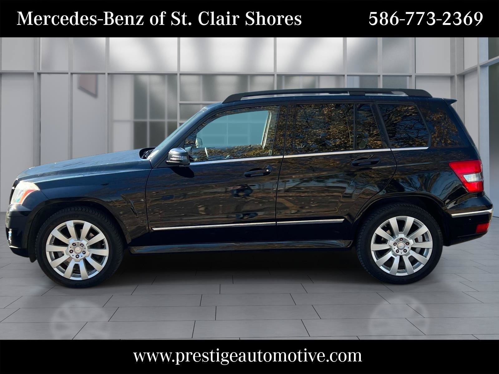 Used 2012 Mercedes-Benz GLK 350 4MATIC image 2
