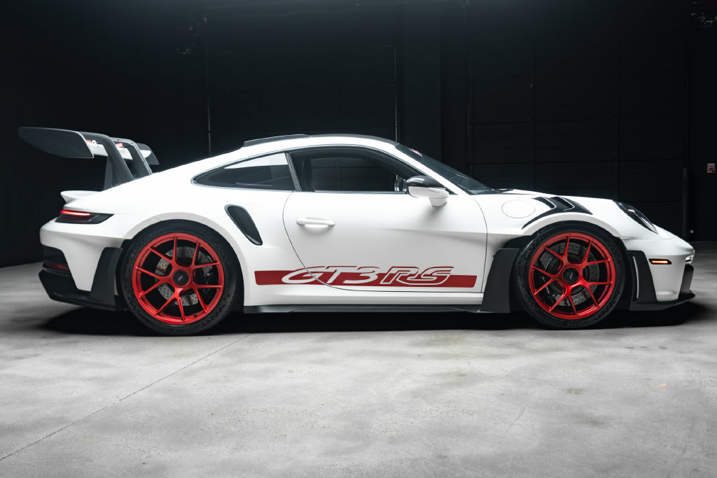 Used 2023 Porsche 911 GT3 RS w/ Weissach Package RWD image 12
