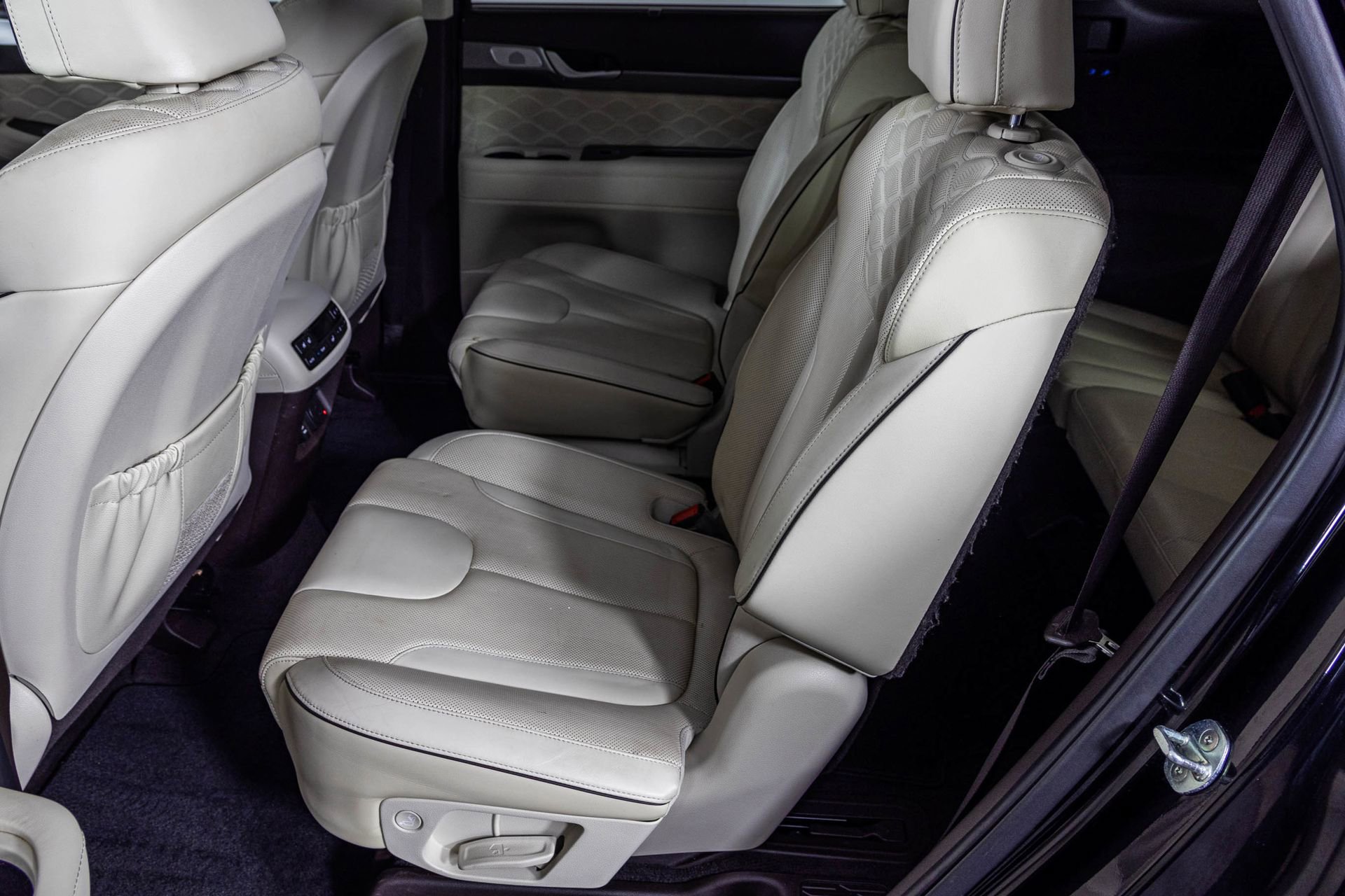 Used 2020 Hyundai Palisade Limited image 37