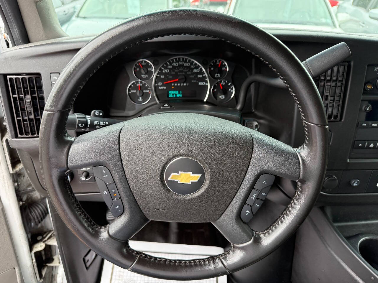 Used 2021 Chevrolet Express 3500 Extended w/ Driver Convenience Package RWD image 13
