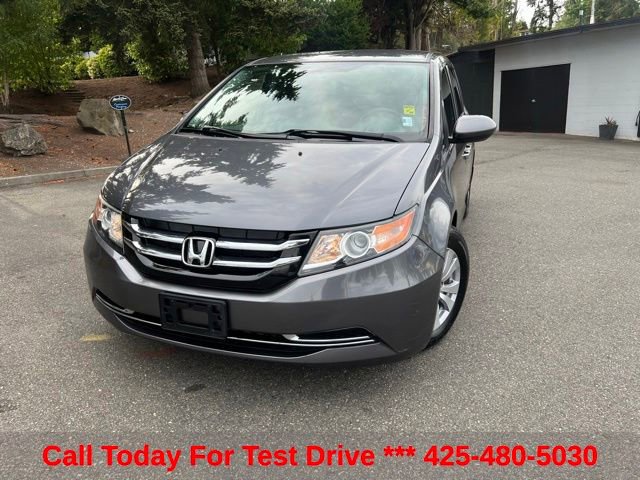Used 2016 Honda Odyssey SE image 2