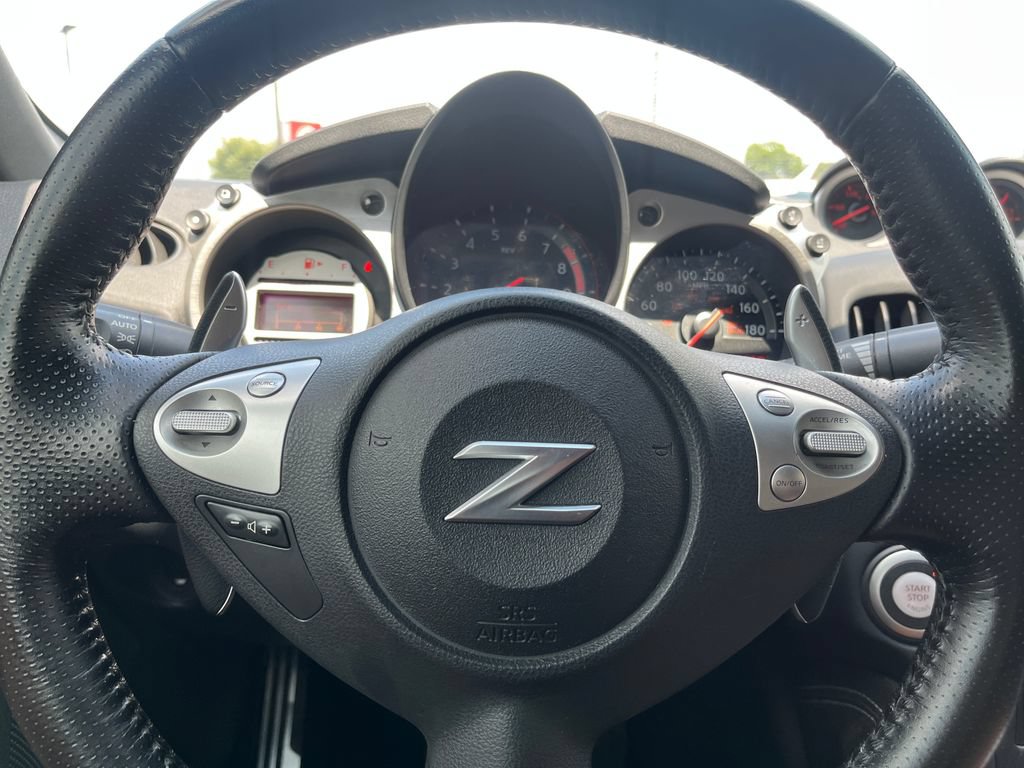 Used 2011 Nissan 370Z Coupe w/ Sport Pkg RWD image 43