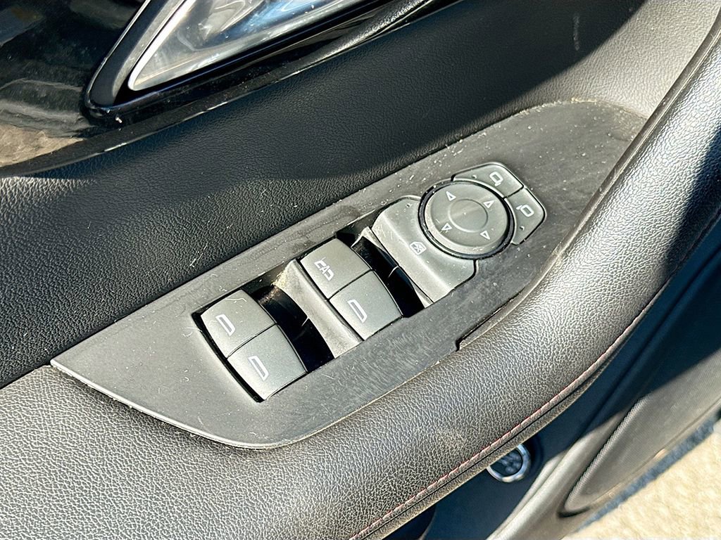 Used 2022 Chevrolet Blazer RS image 28