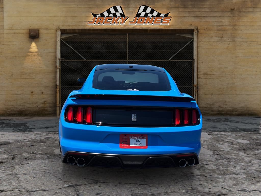 Used 2017 Ford Mustang Shelby GT350 RWD image 7