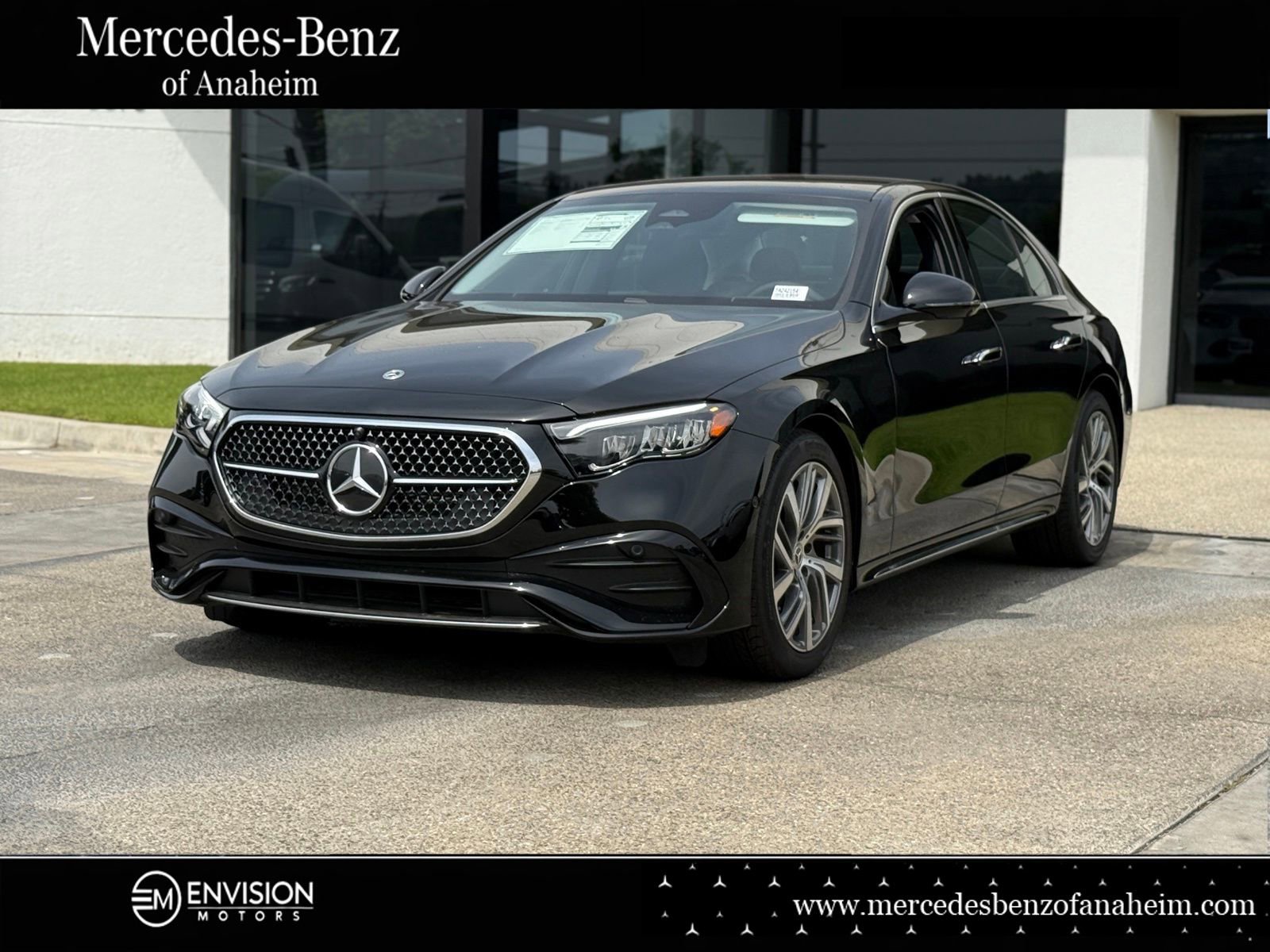 New 2026 Mercedes-Benz E 350 4MATIC Sedan image 1