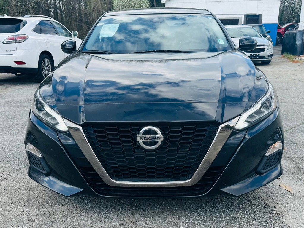 Used 2021 Nissan Altima 2.5 SR image 2