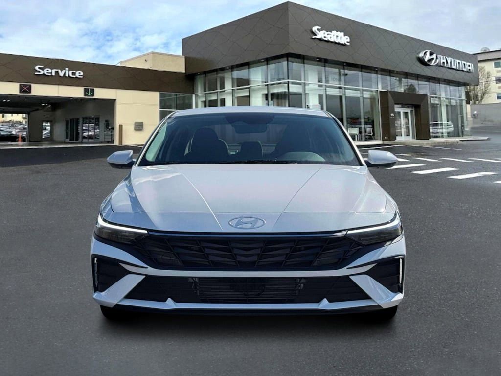 New 2026 Hyundai Elantra Hybrid FWD image 12
