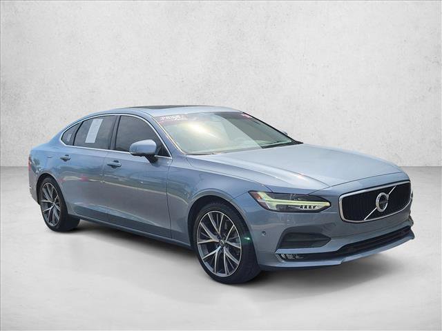 Used 2018 Volvo S90 T5 Momentum w/ Convenience Package FWD image 3