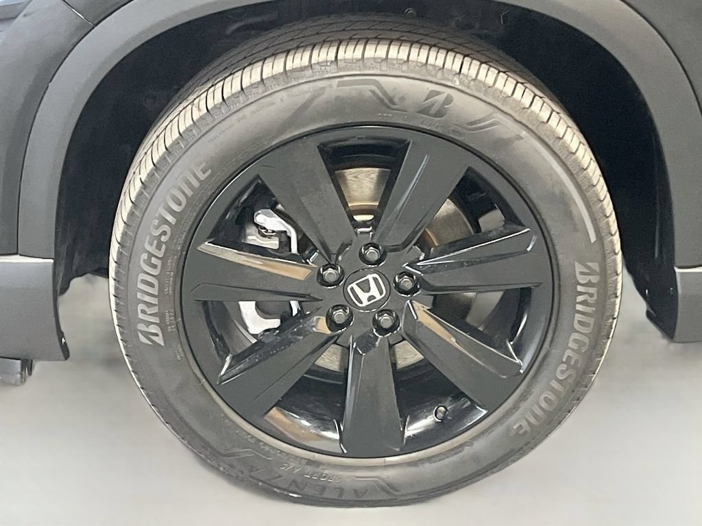 Used 2025 Honda Pilot Black Edition image 34