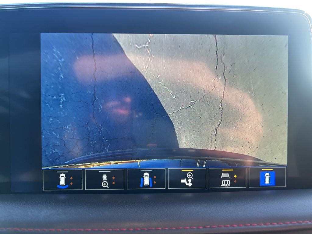 Used 2022 Chevrolet Suburban RST w/ Luxury Package image 34