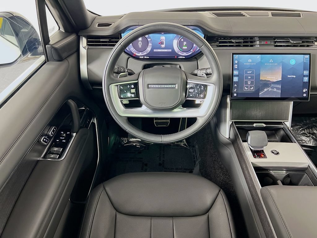 Used 2025 Land Rover Range Rover SE AWD/4WD image 24