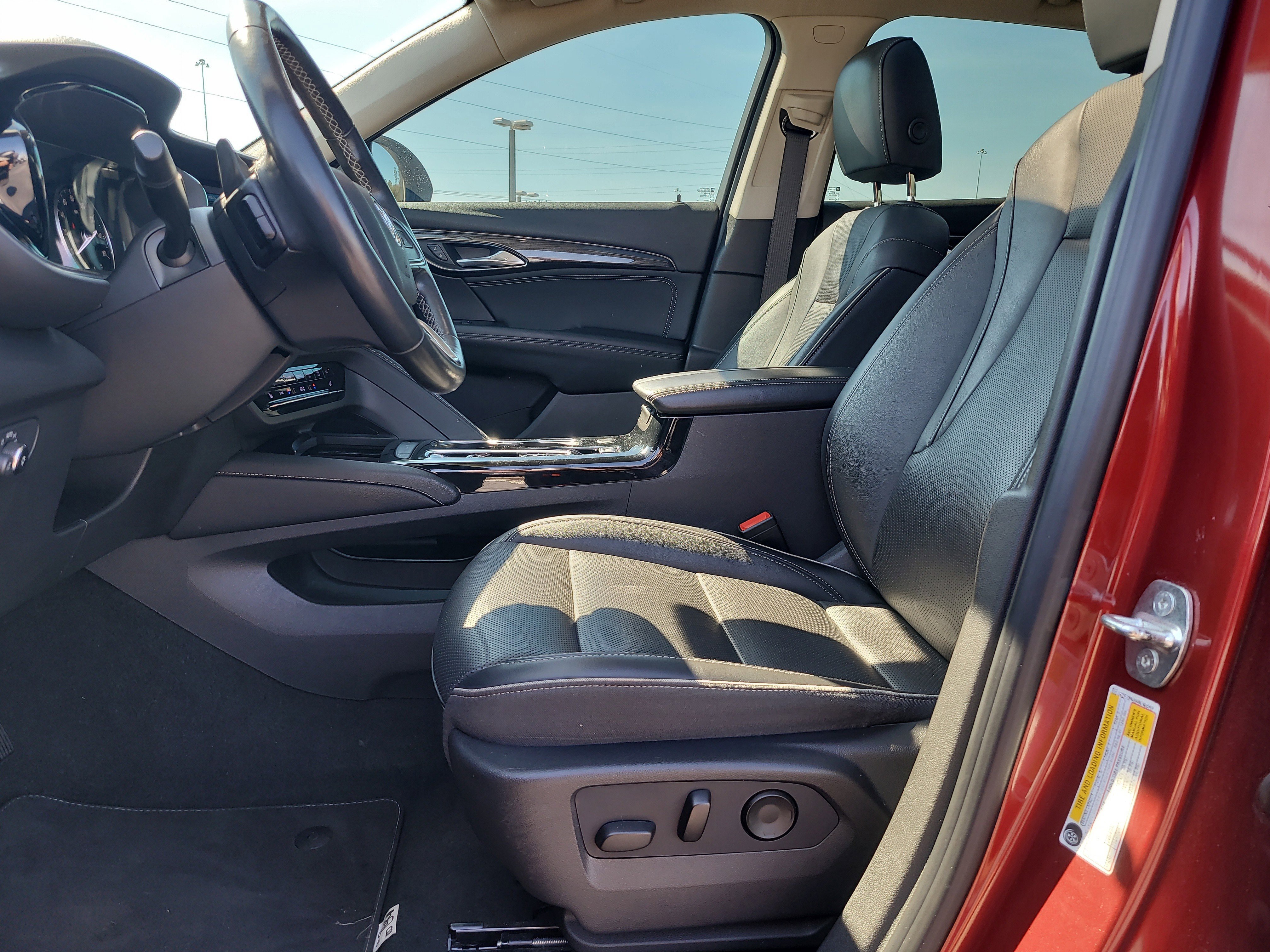 Used 2021 Buick Envision Essence w/ Sport Touring Package image 17