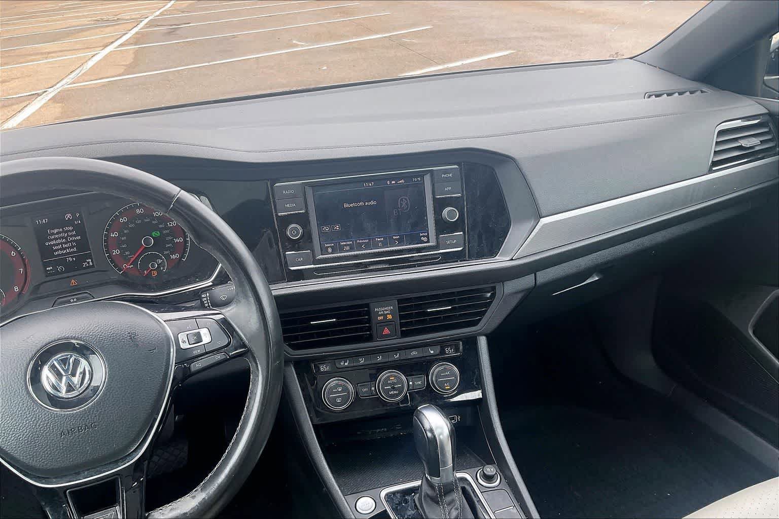 Used 2019 Volkswagen Jetta R-Line w/ R-Line Cold Weather Package FWD image 13