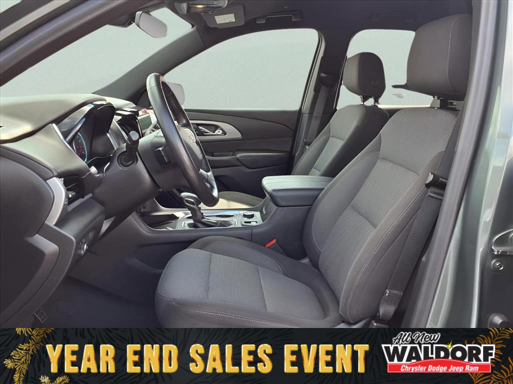 Used 2022 Chevrolet Traverse LT image 8