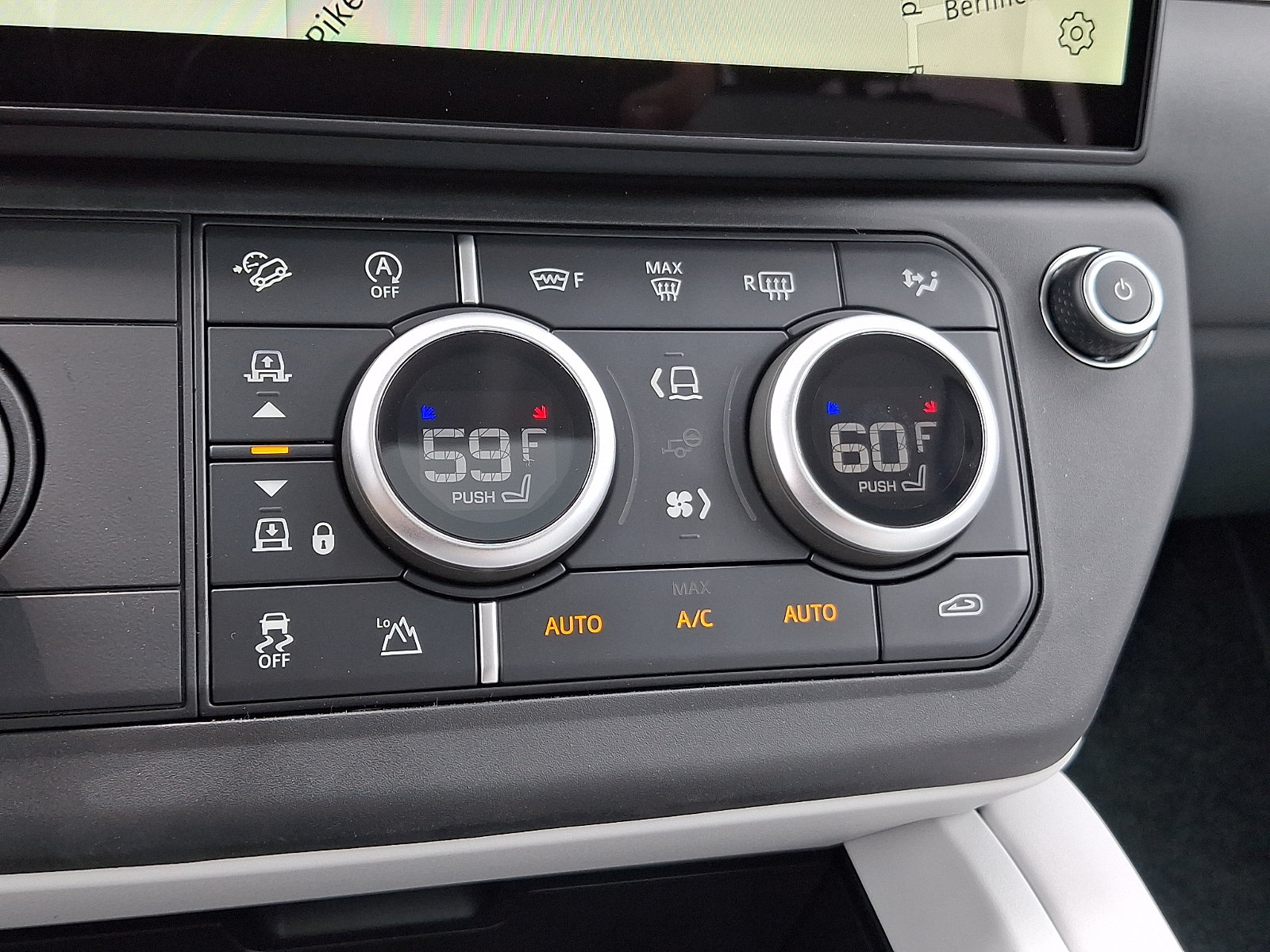 Used 2026 Land Rover Defender 110 X-Dynamic SE AWD/4WD image 16